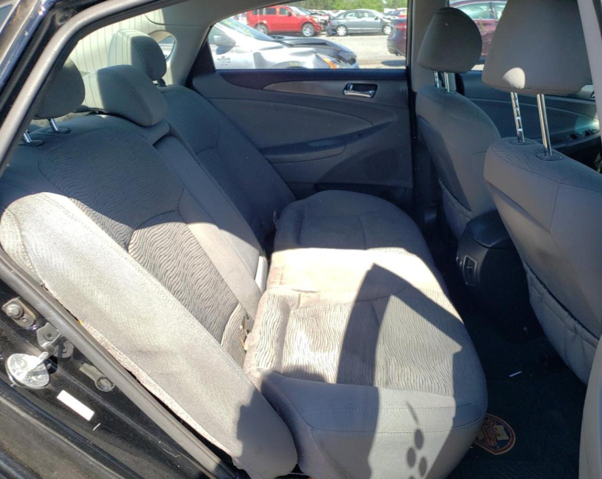 Photo 6 from auction – 2013 HYUNDAI SONATA HYB with VIN KMHEC4A4XDA078058