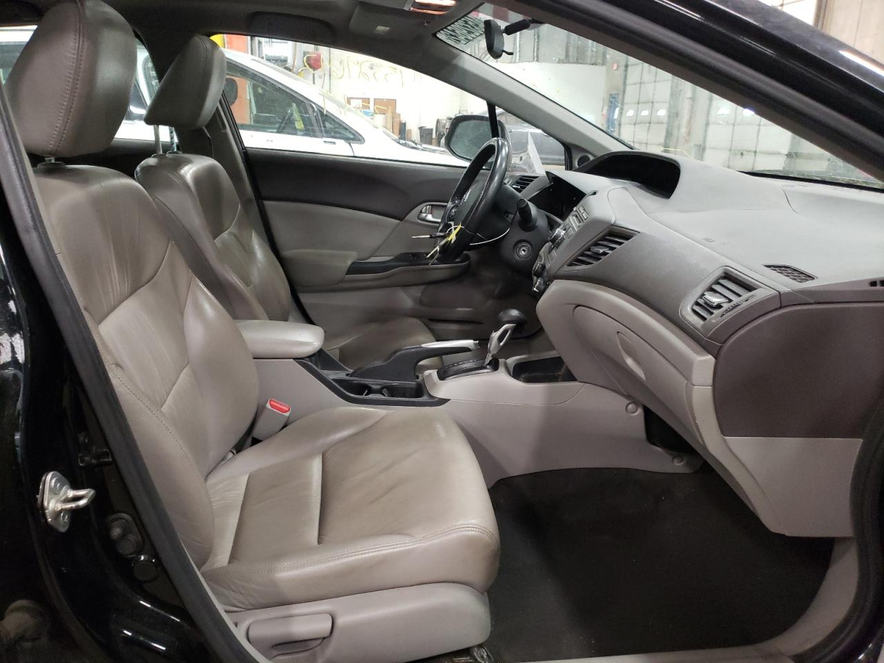Photo 5 from auction – 2012 HONDA CIVIC EXL with VIN 19XFB2F96CE040195