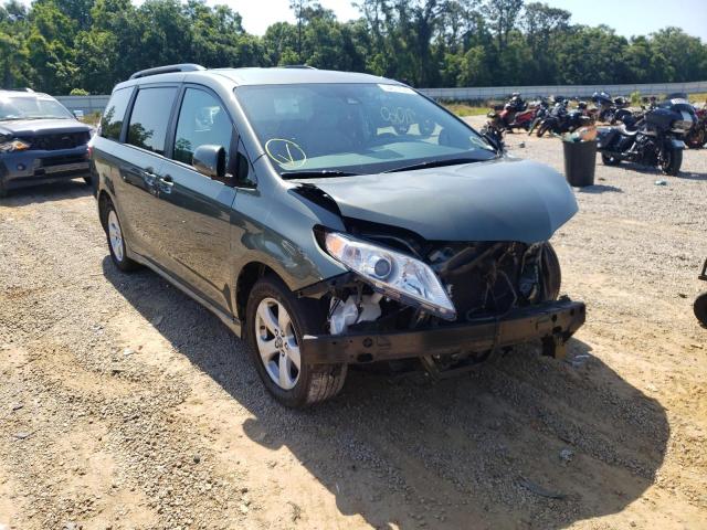 TOYOTA SIENNA LE 2018 with VIN 5TDKZ3DC1JS915670 - Photo from auction