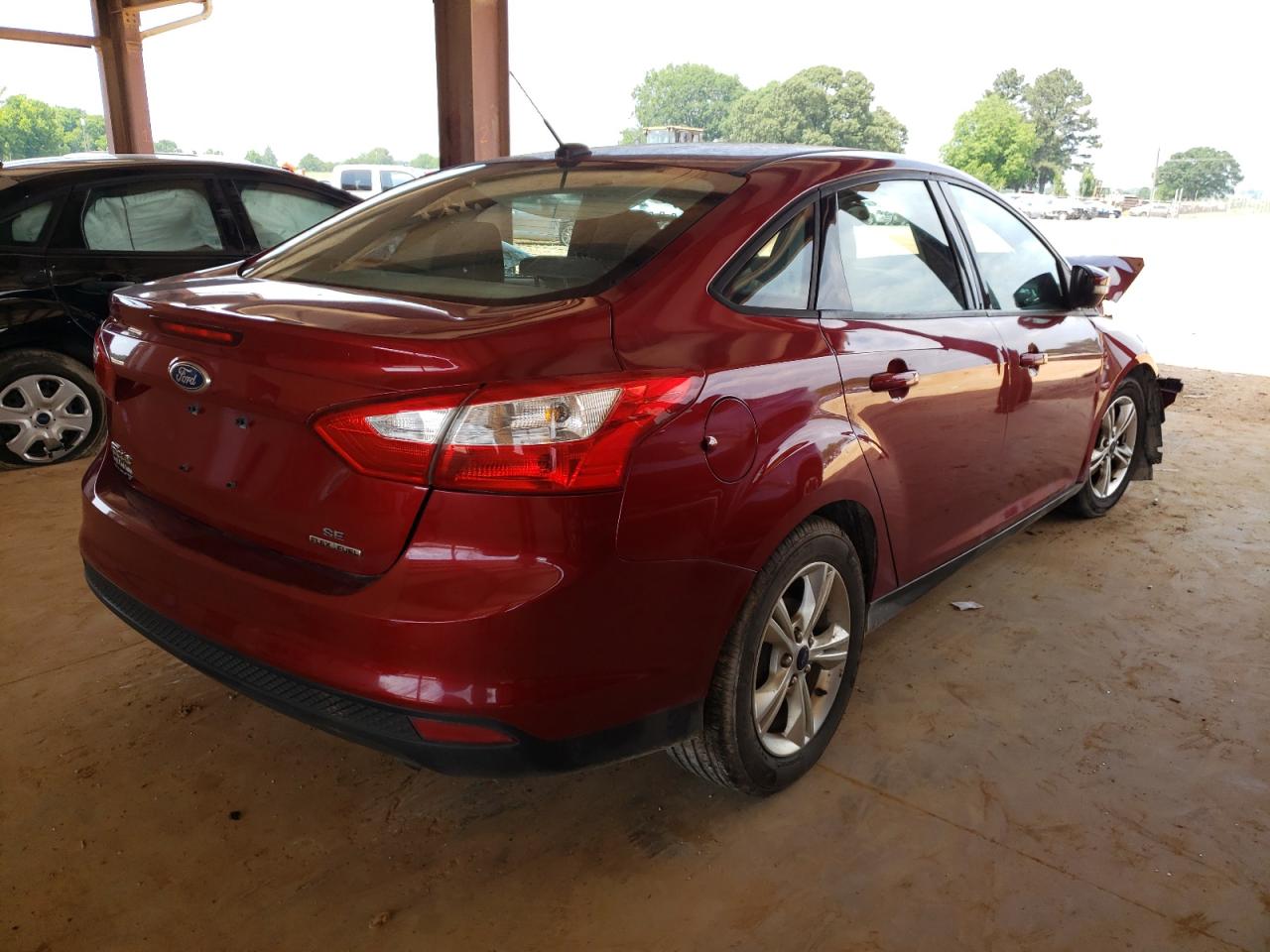 Photo 5 from auction – 2014 FORD FOCUS SE with VIN 1FADP3F21EL190488