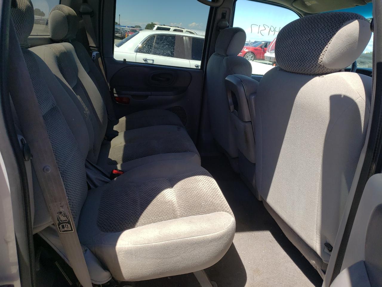 Photo 6 from auction – 2002 FORD F150 SUPER with VIN 1FTRW07LX2KC76487