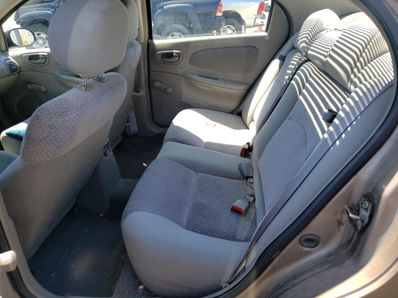Photo 6 from auction – 2001 DODGE NEON SE with VIN 1B3ES46C81D303516