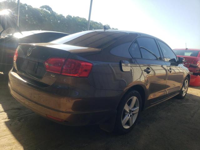 Photo 4 from auction – 2012 VOLKSWAGEN JETTA TDI with VIN 3VWLL7AJ3CM012985