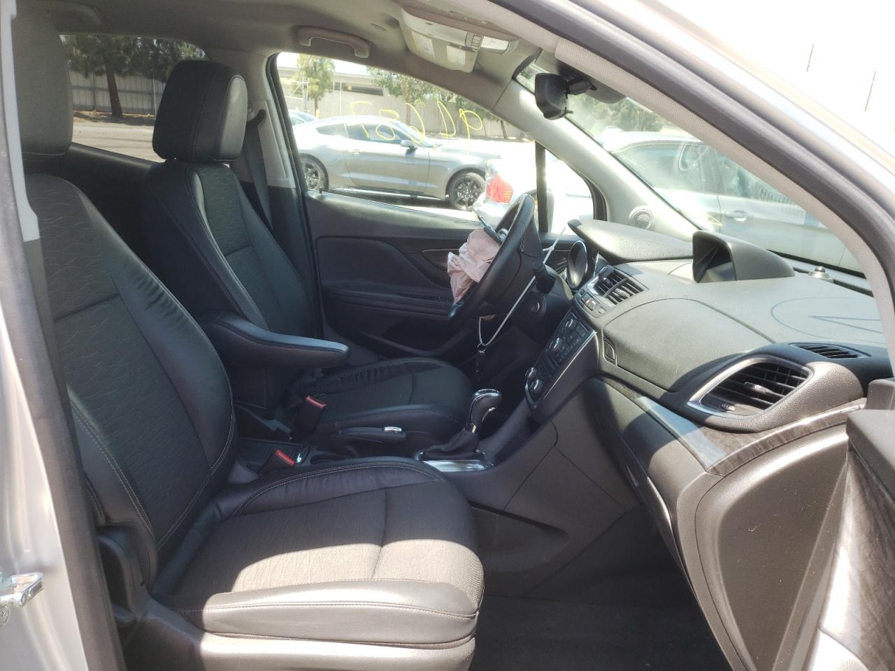 Photo 5 from auction – 2016 BUICK ENCORE with VIN KL4CJASB6GB623971