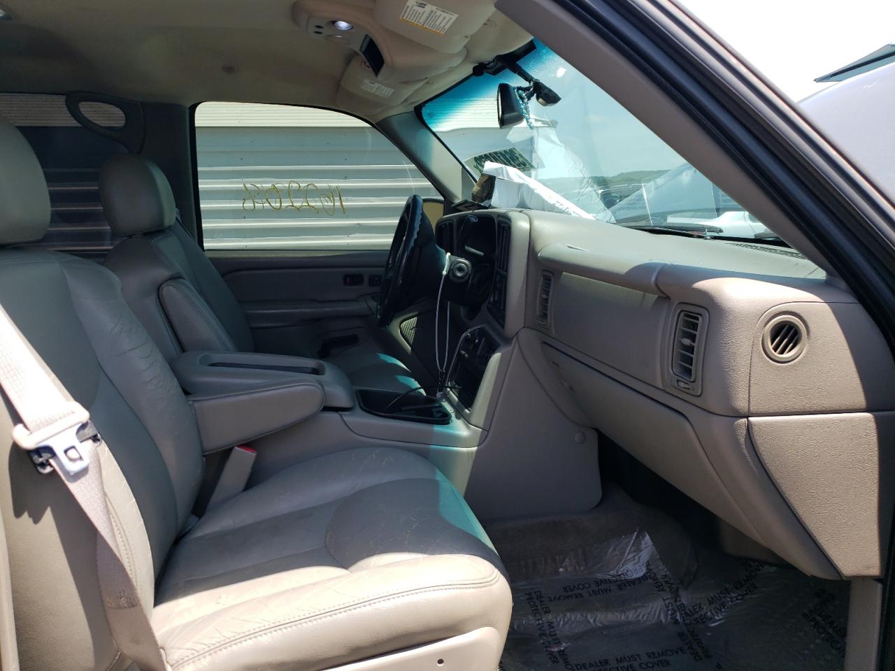 Photo 5 from auction – 2006 GMC NEW SIERRA with VIN 2GTEC13T261237160