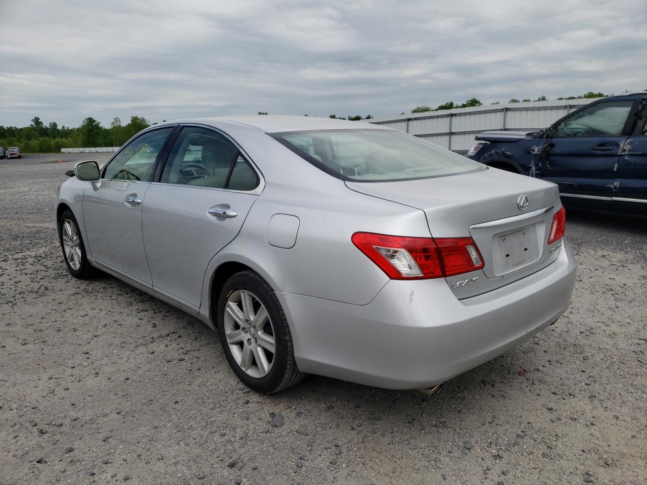 Photo 13 from auction – 2007 LEXUS ES 350 with VIN JTHBJ46G172032809