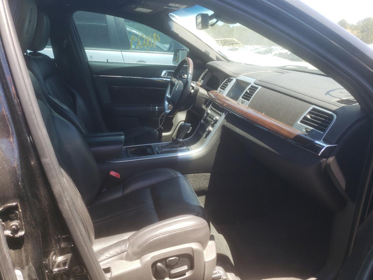Photo 5 from auction – 2011 LINCOLN MKS with VIN 1LNHL9FTXBG608582
