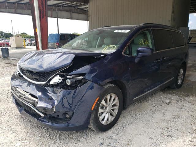 Photo 2 from auction – 2017 CHRYSLER PACIFICA T with VIN 2C4RC1BG1HR691832