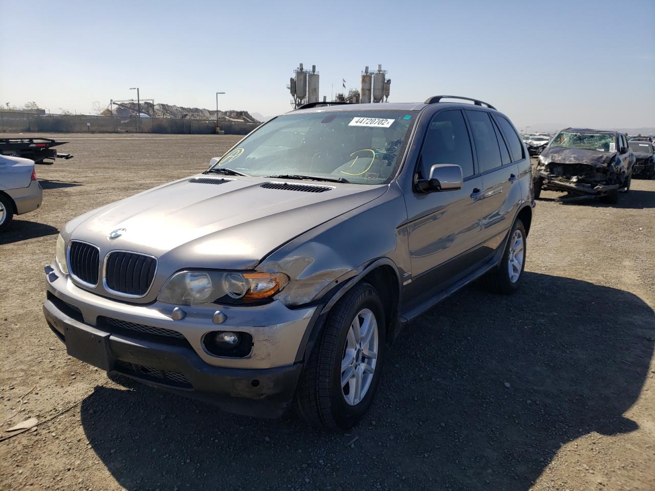 Photo 2 from auction – 2005 BMW X5 3.0I with VIN 5UXFA13515LY23688
