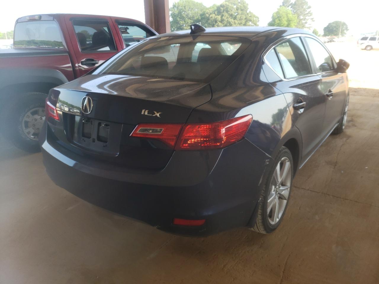Photo 4 from auction – 2013 ACURA ILX 20 TEC with VIN 19VDE1F75DE002717