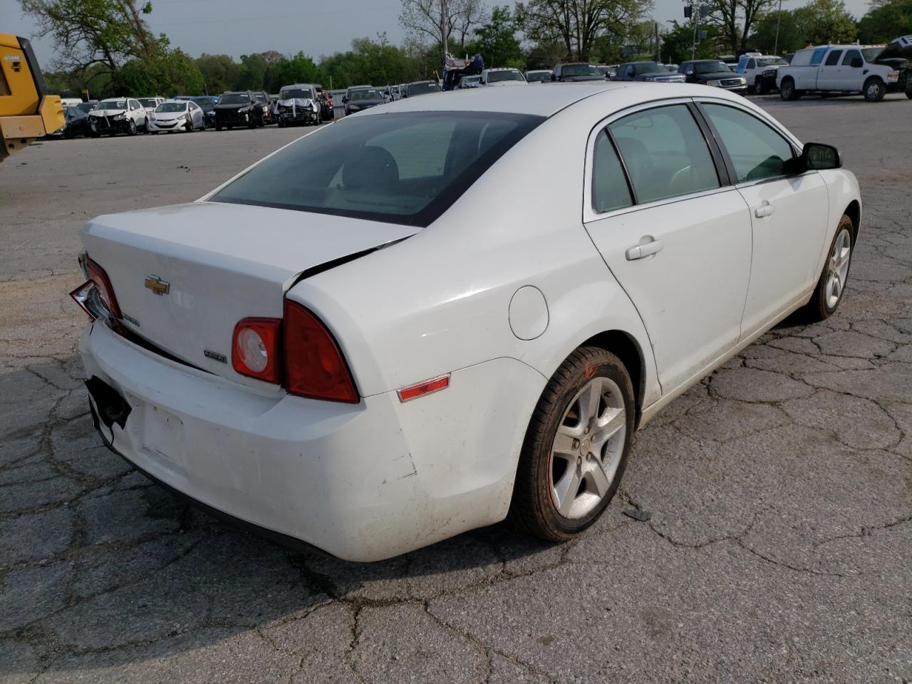 Photo 4 from auction – 2011 CHEVROLET MALIBU LS with VIN 1G1ZA5EU5BF339603