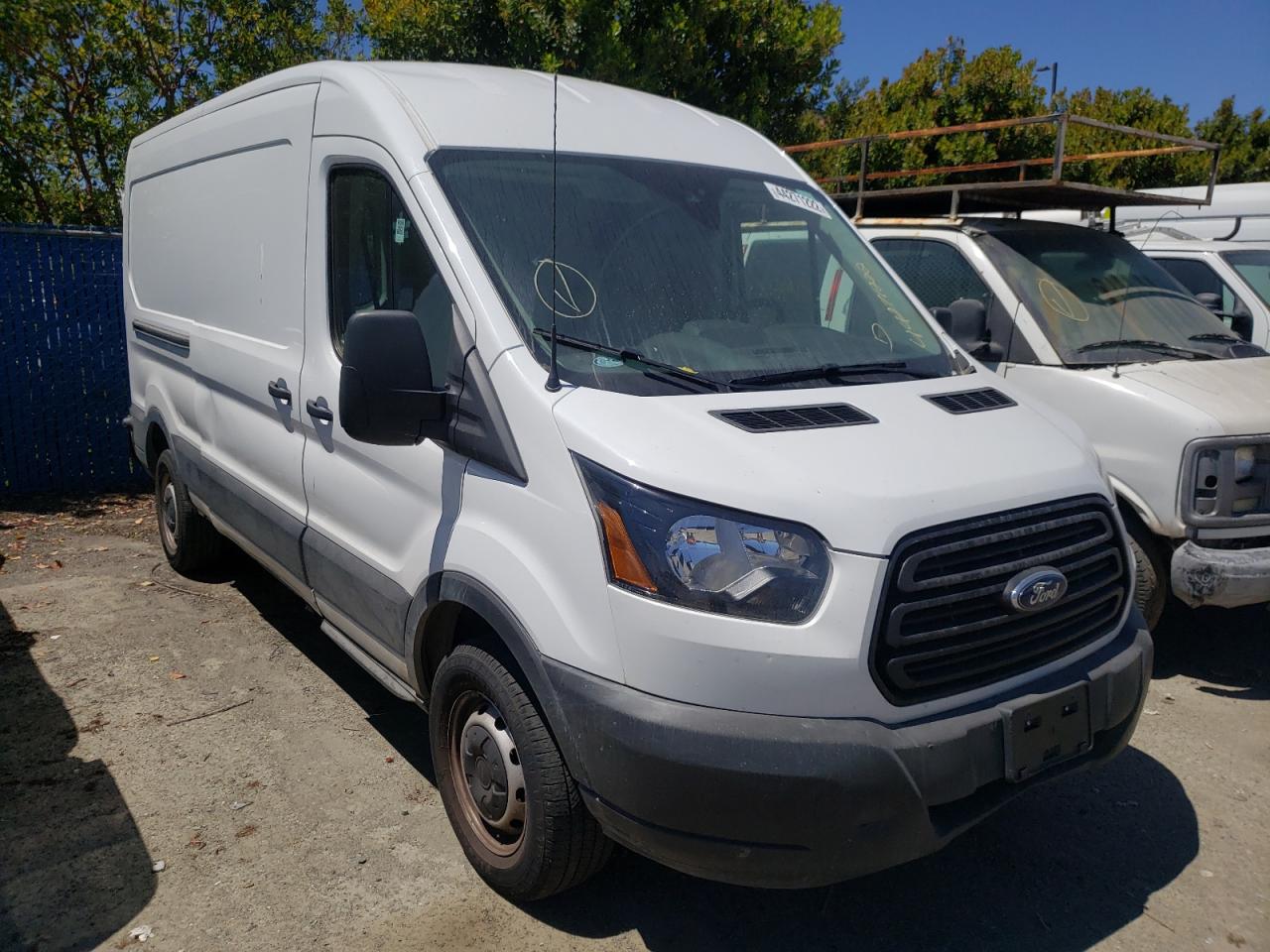 FORD TRANSIT T- 2019 with VIN 1FTYR2CM5KKB83731 - Photo from auction