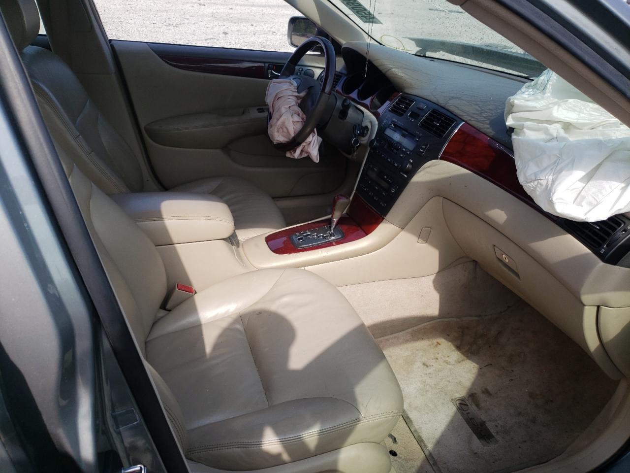 Photo 5 from auction – 2002 LEXUS ES 300 with VIN JTHBF30G220014229