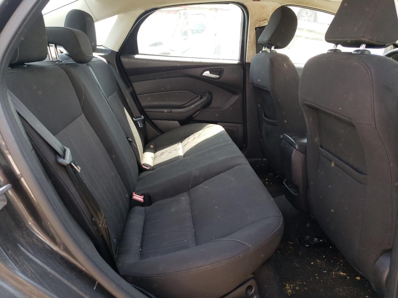 Photo 6 from auction – 2015 FORD FOCUS SE with VIN 1FADP3F23FL253026