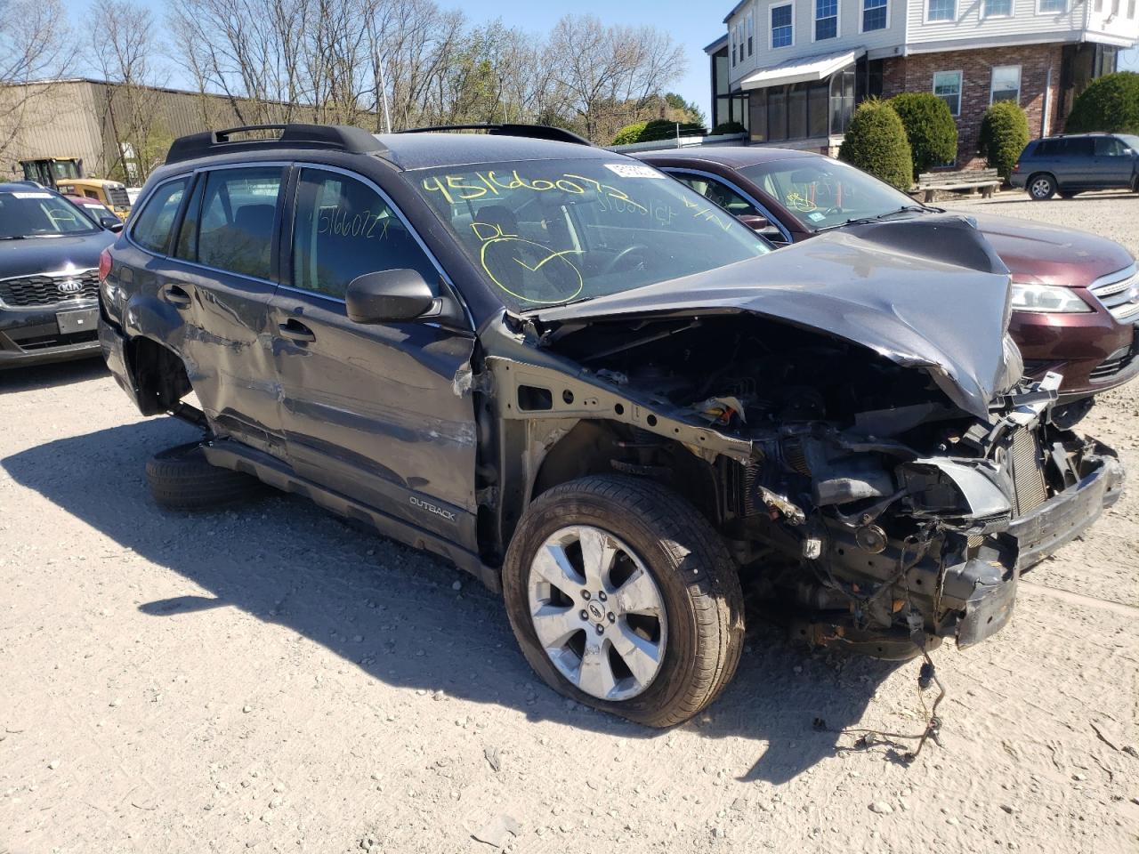 SUBARU OUTBACK 2. 2013 with VIN 4S4BRBAC0D3272518 - Photo from auction