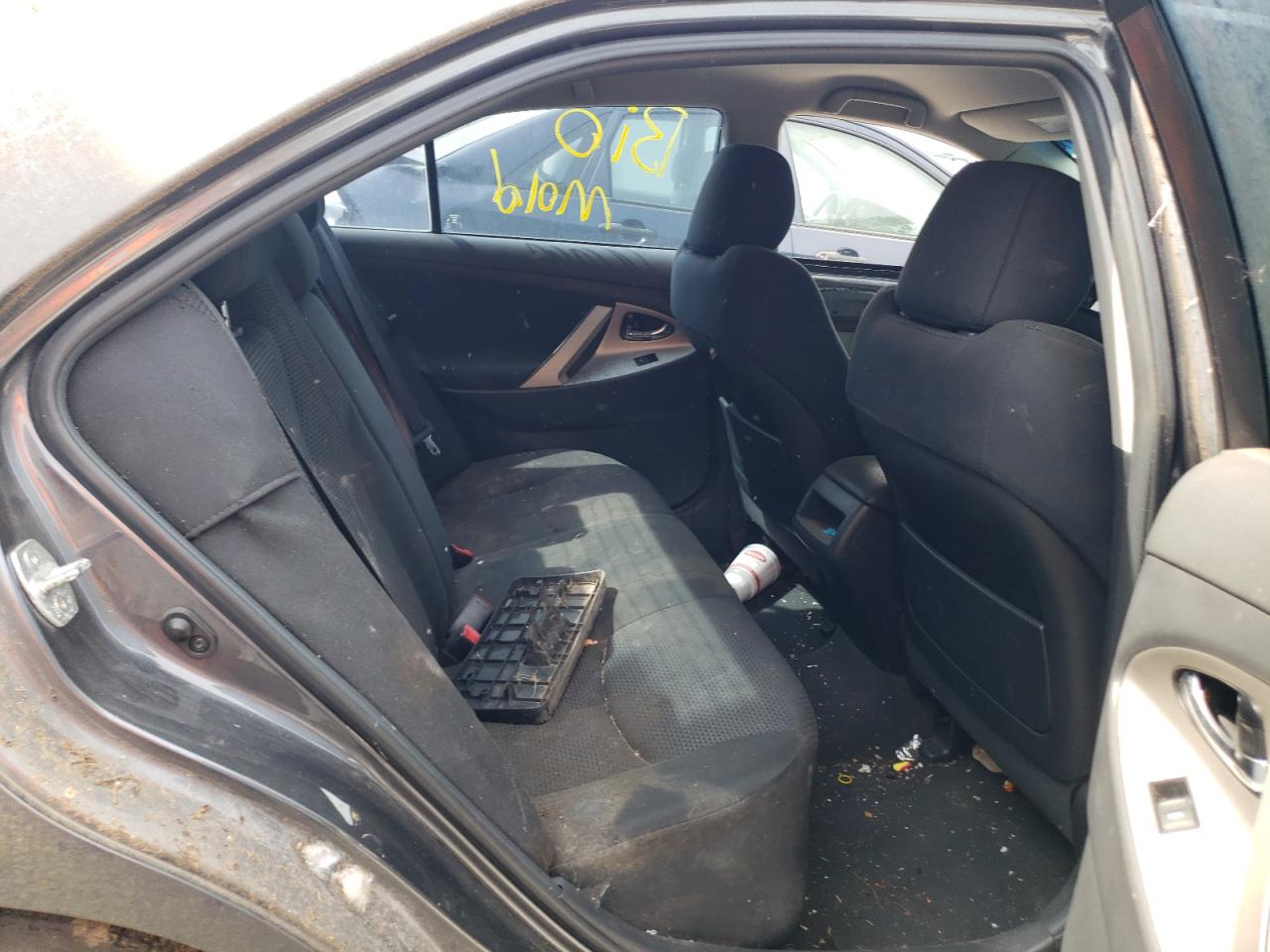Photo 6 from auction – 2011 TOYOTA CAMRY BASE with VIN 4T1BF3EK1BU585665