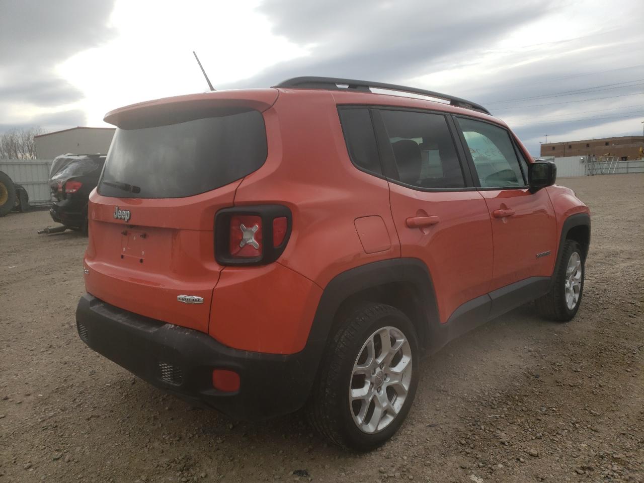 Photo 4 from auction – 2016 JEEP RENEGADE L with VIN ZACCJBBT2GPC55525