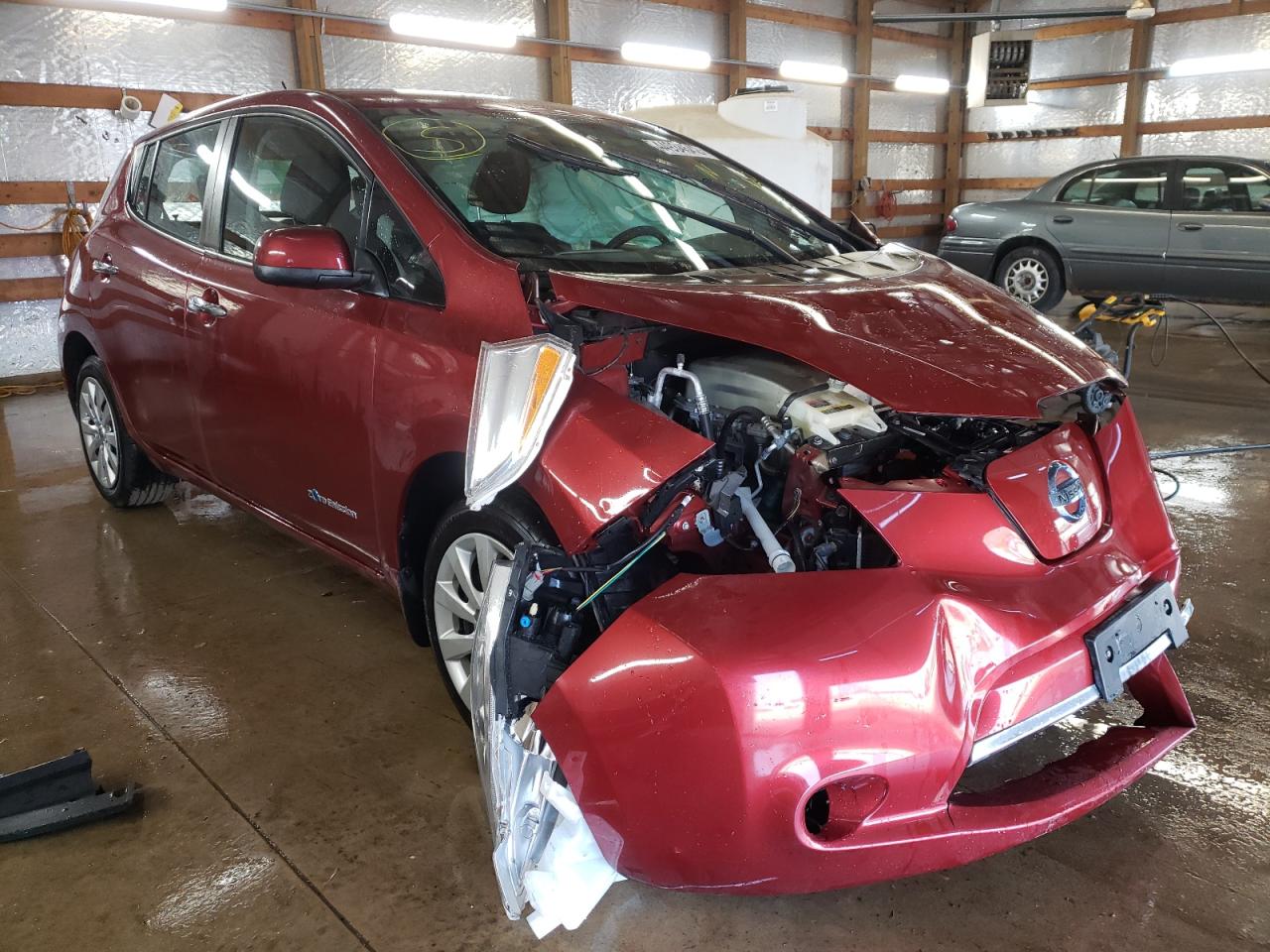 NISSAN LEAF S 2015 with VIN 1N4AZ0CP5FC331088 - Photo from auction