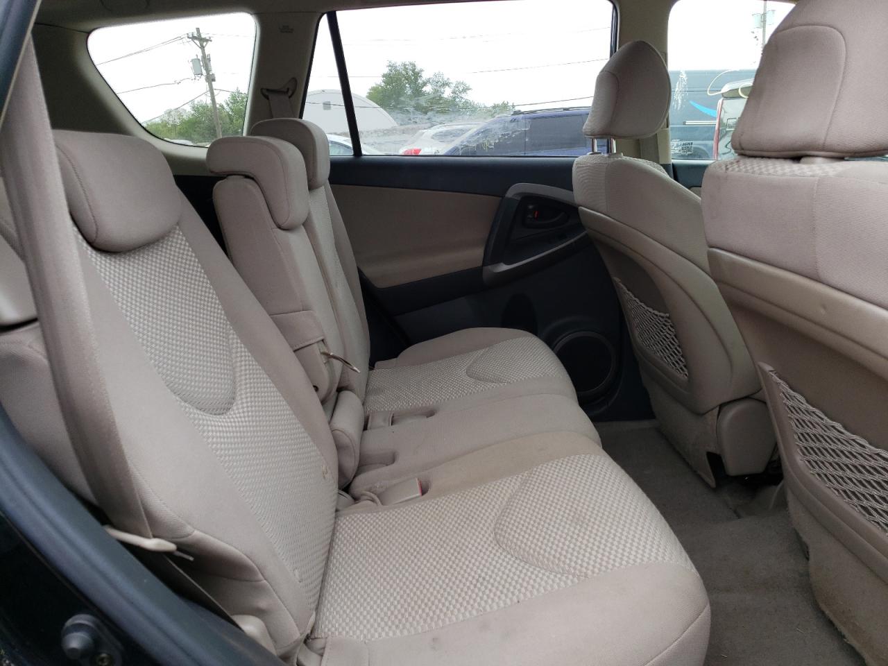 Photo 6 from auction – 2006 TOYOTA RAV4 LIMIT with VIN JTMBD31V966011741