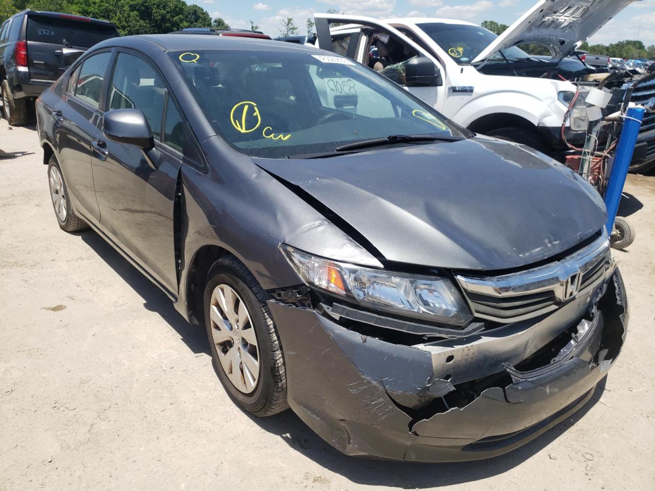 Photo 1 from auction – 2013 HONDA CIVIC LX with VIN 19XFB2F5XDE063400