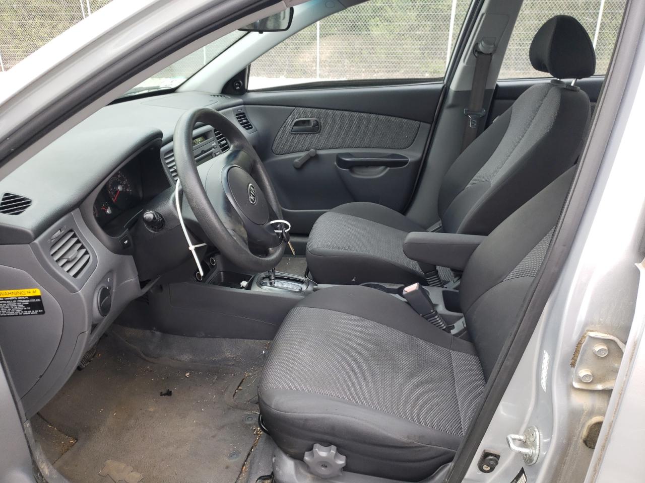 Photo 5 from auction – 2011 KIA RIO BASE with VIN KNADH4A34B6913125