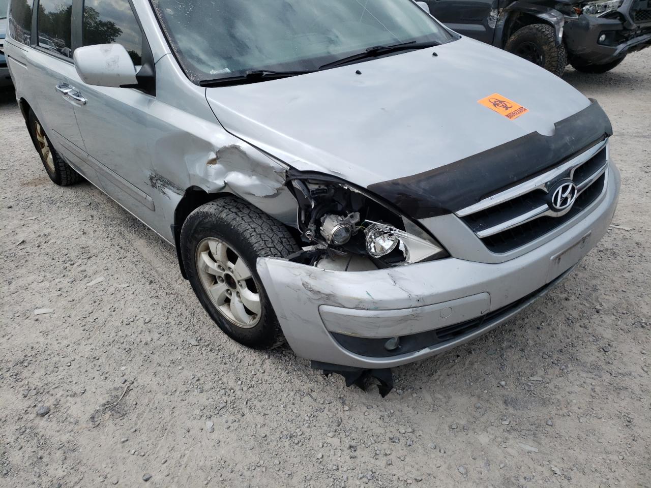 Photo 9 from auction – 2007 HYUNDAI ENTOURAGE with VIN KNDMC233076035106