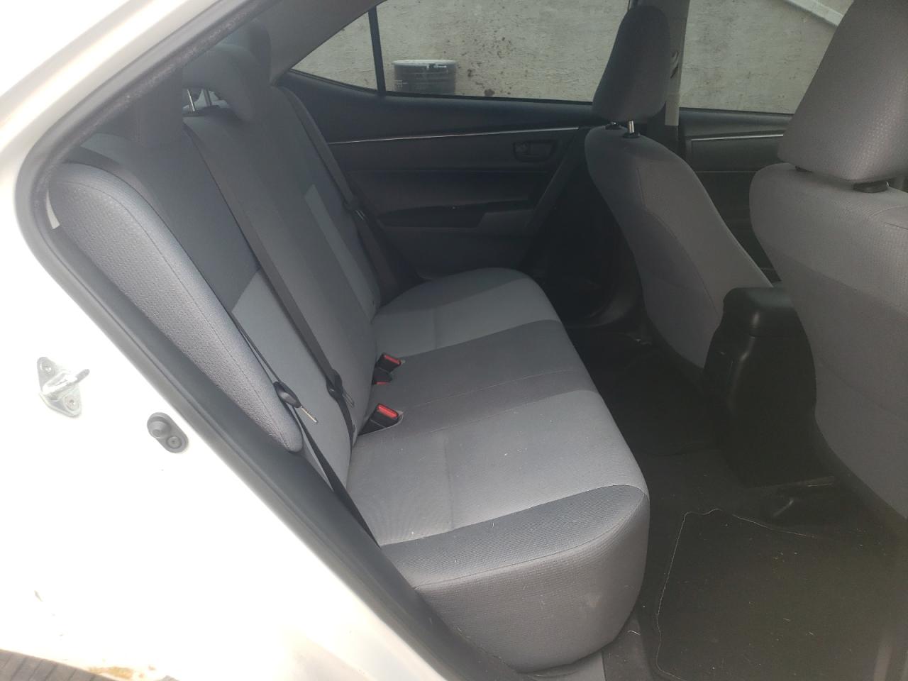 Photo 16 from auction – 2015 TOYOTA COROLLA with VIN 2T1BURHE2FC238433