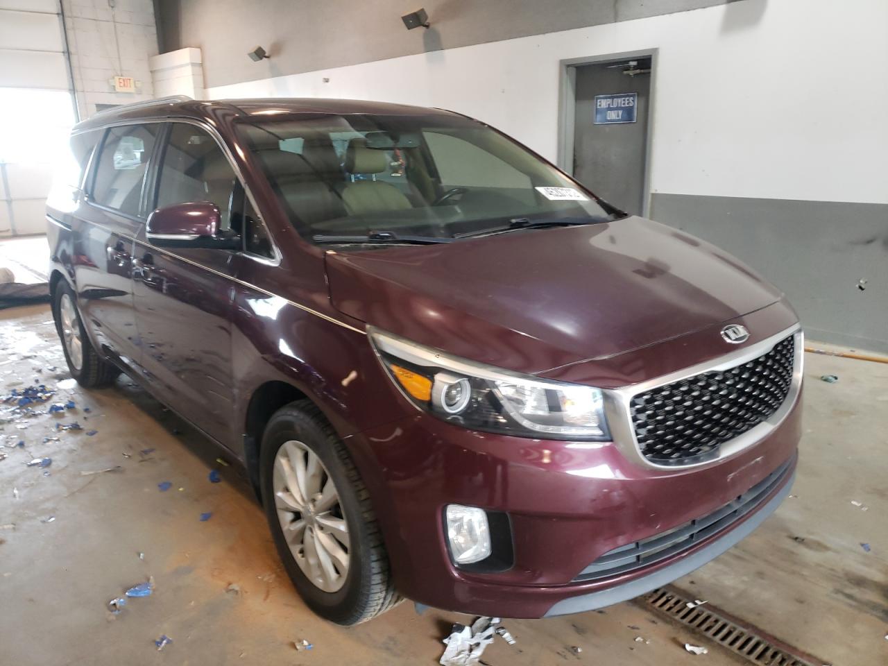 KIA SEDONA EX 2015 with VIN KNDMC5C15F6022981 - Photo from auction