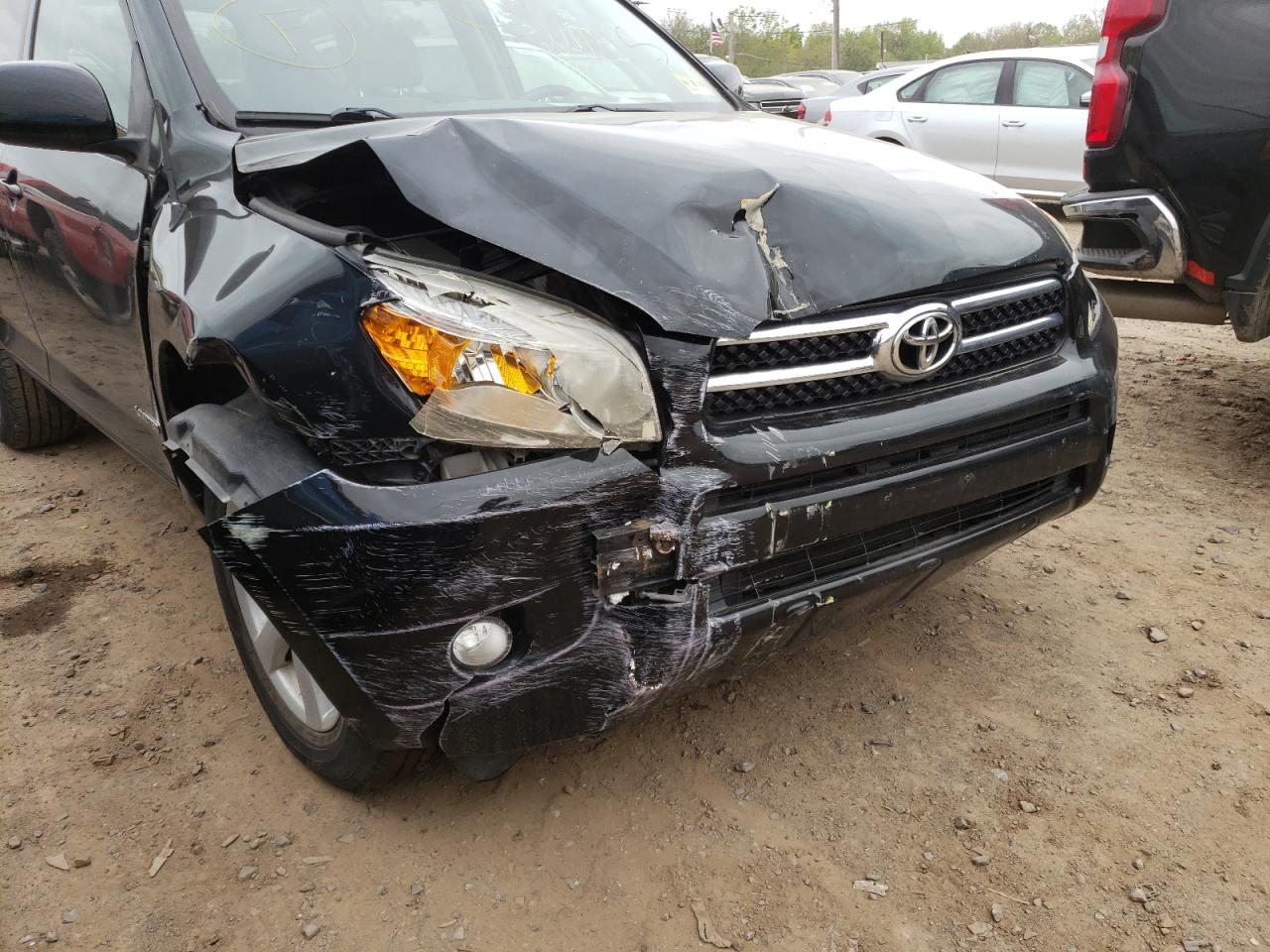 Photo 9 from auction – 2006 TOYOTA RAV4 LIMIT with VIN JTMBD31V966011741