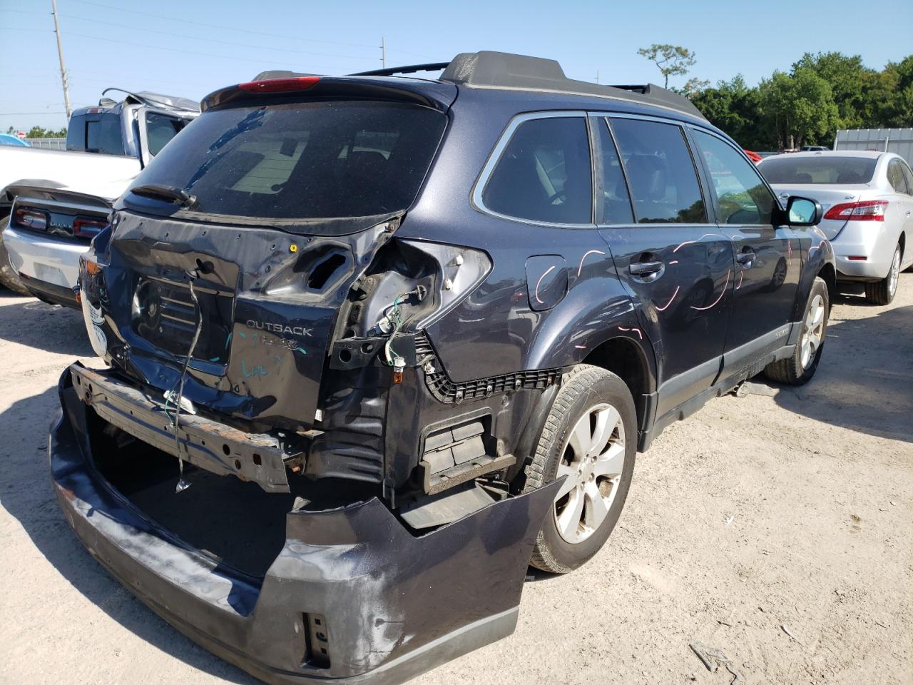 Photo 4 from auction – 2010 SUBARU OUTBACK 2. with VIN 4S4BRBKC6A3371919