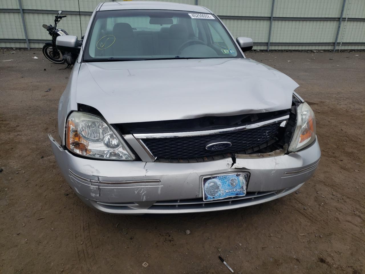 Photo 9 from auction – 2005 FORD FIVE HUNDR with VIN 1FAFP23155G160174
