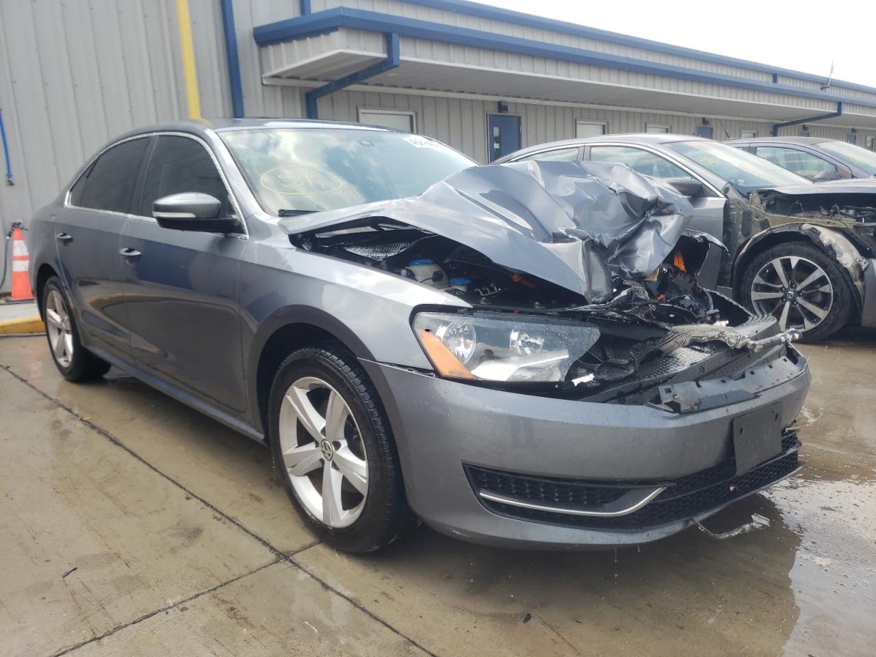 VOLKSWAGEN PASSAT SE 2013 with VIN 1VWBN7A30DC096970 - Photo from auction