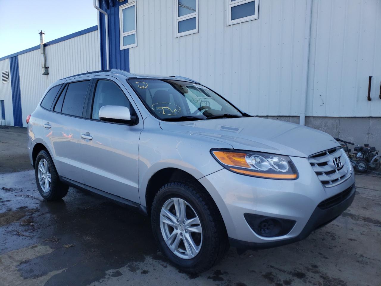 HYUNDAI SANTA FE G 2010 with VIN 5NMSG3AB1AH339633 - Photo from auction