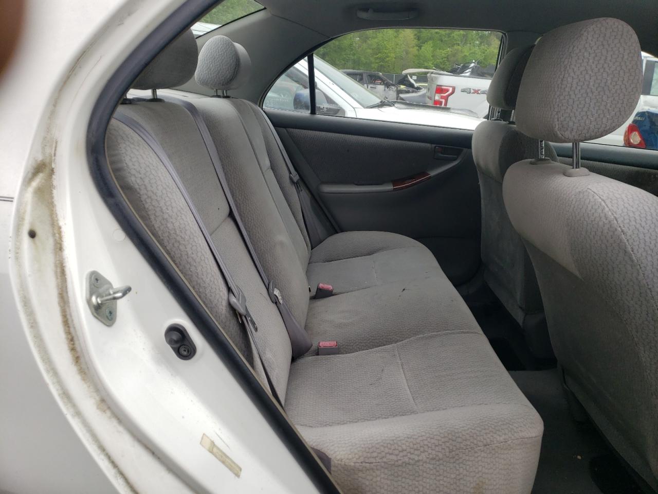 Photo 6 from auction – 2003 TOYOTA COROLLA CE with VIN JTDBR32E230012261