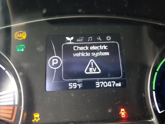 Photo 8 from auction – 2017 KIA SOUL EV + with VIN KNDJX3AE5H7021716