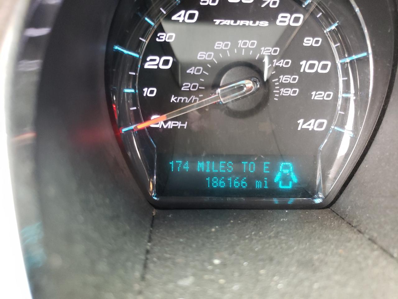 Photo 8 from auction – 2011 FORD TAURUS SEL with VIN 1FAHP2EW6BG118626