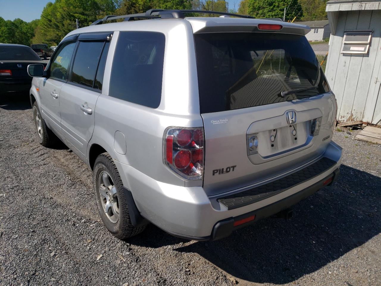 Photo 3 from auction – 2006 HONDA PILOT EX with VIN 5FNYF18606B013695