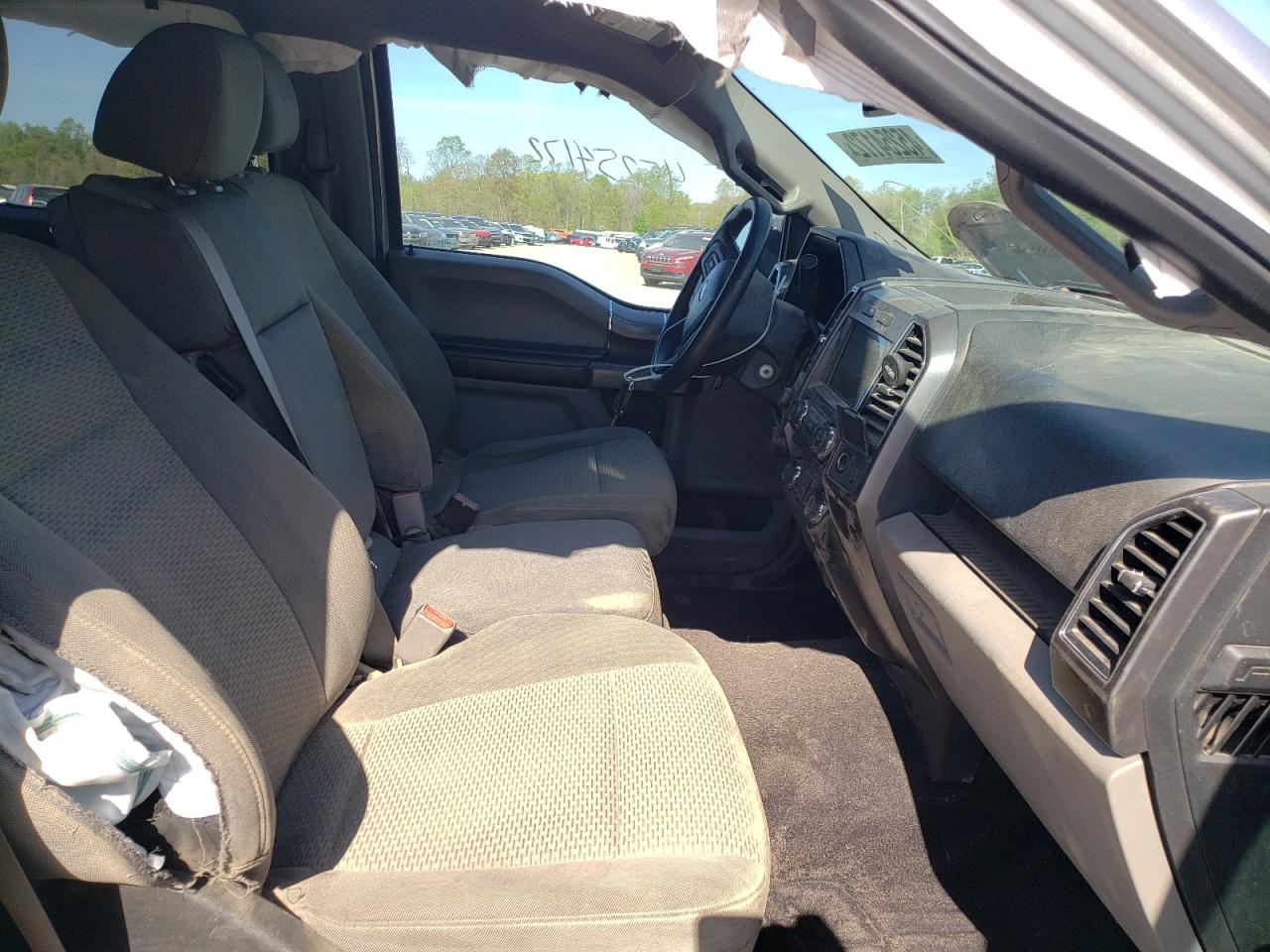 Photo 5 from auction – 2017 FORD F150 SUPER with VIN 1FTEW1EF1HFC02121