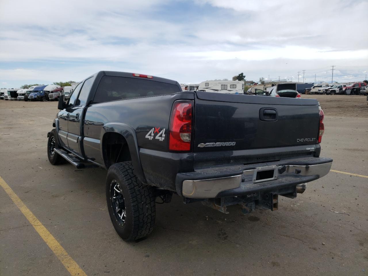 Photo 3 from auction – 2005 CHEVROLET SILVERADO with VIN 1GCHK23245F837831