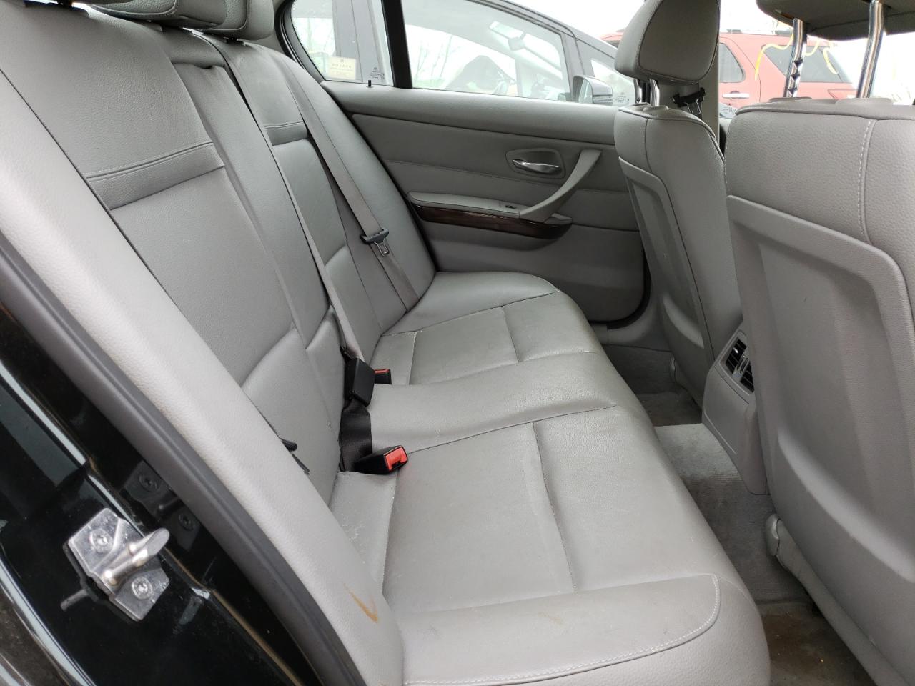 Photo 6 from auction – 2011 BMW 328 XI SUL with VIN WBAPK5C55BA994099
