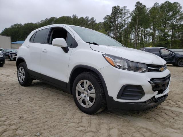 CHEVROLET TRAX LS 2018 with VIN KL7CJKSB0JB720549 - Photo from auction