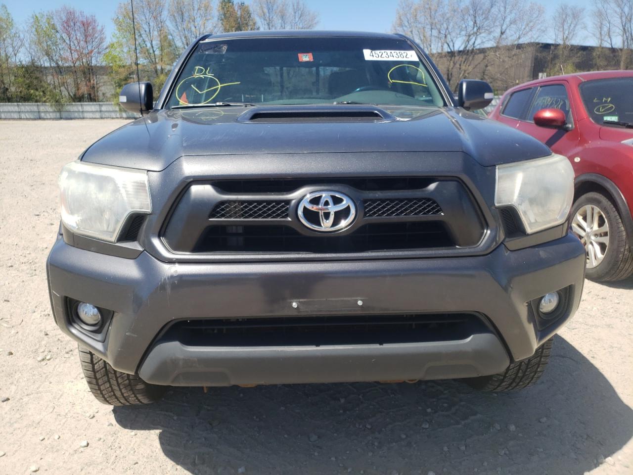 Photo 9 from auction – 2013 TOYOTA TACOMA DOU with VIN 3TMLU4ENXDM115995