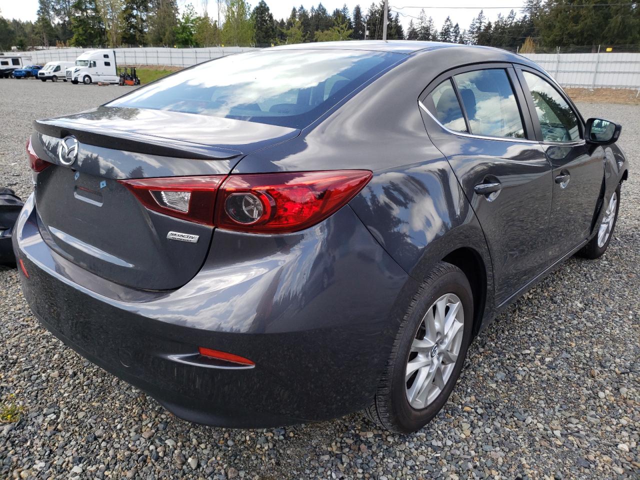 Photo 4 from auction – 2016 MAZDA 3 TOURING with VIN 3MZBM1V73GM271714