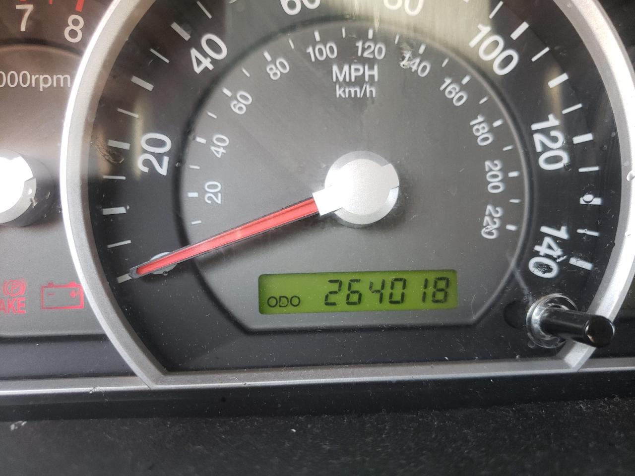 Photo 8 from auction – 2007 KIA SORENTO EX with VIN KNDJD736275728319
