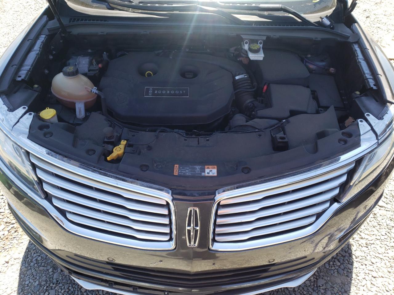 Photo 7 from auction – 2017 LINCOLN MKC RESERV with VIN 5LMTJ3DH0HUL09430