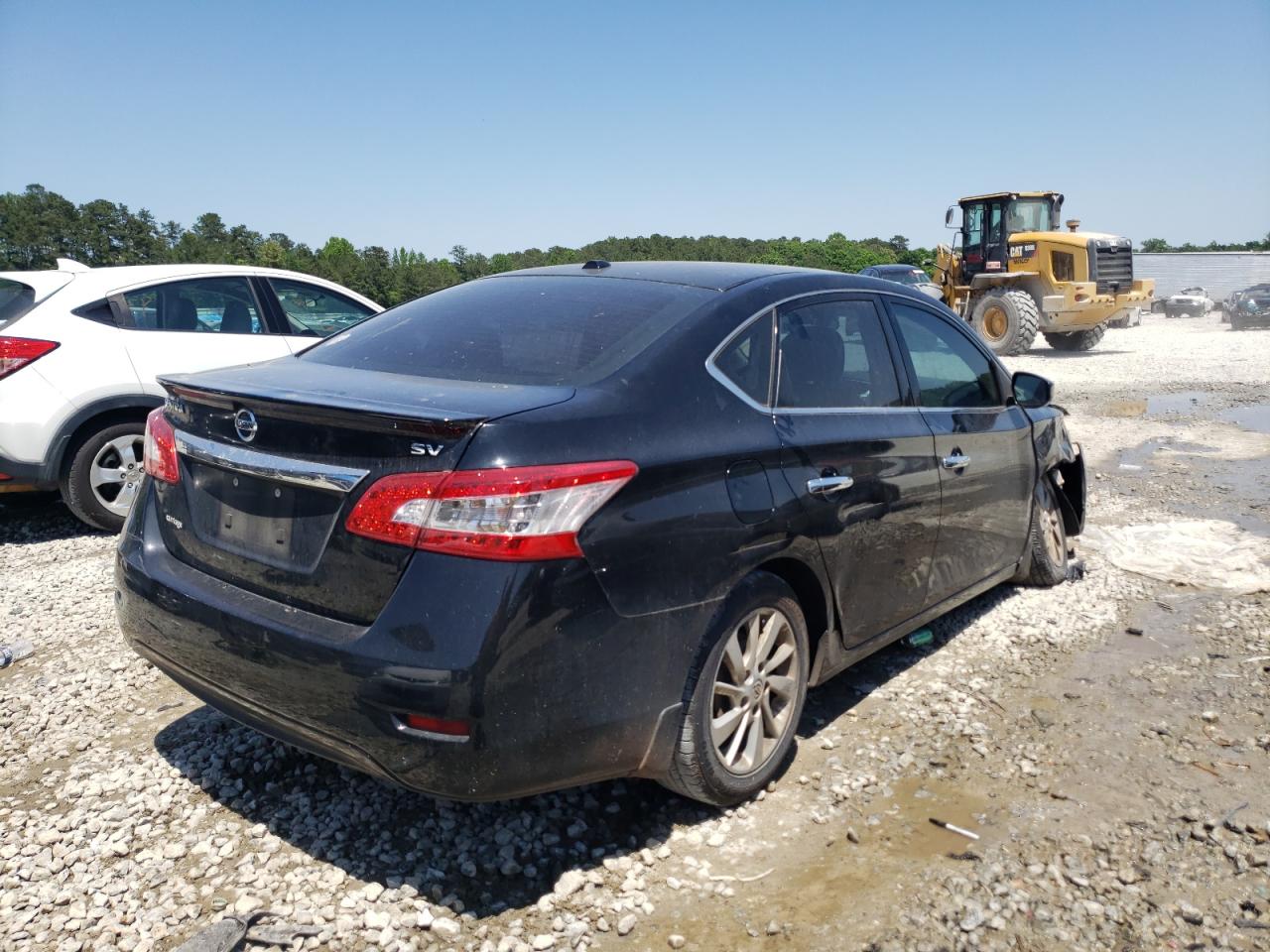 Photo 4 from auction – 2015 NISSAN SENTRA S with VIN 3N1AB7AP3FY223153
