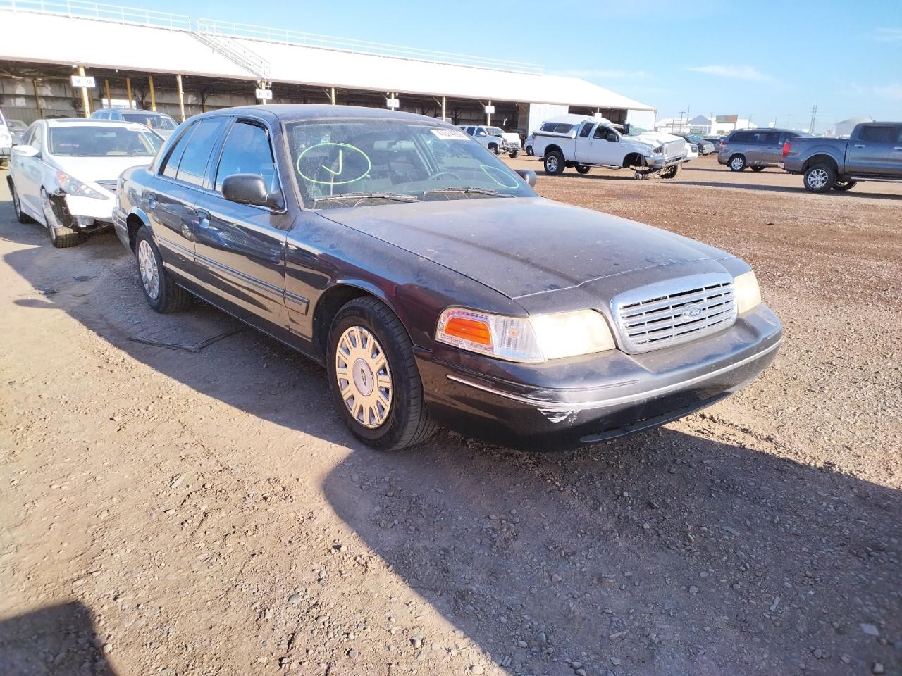 FORD CROWN VICT 2004 with VIN 2FAFP73W84X112783 - Photo from auction