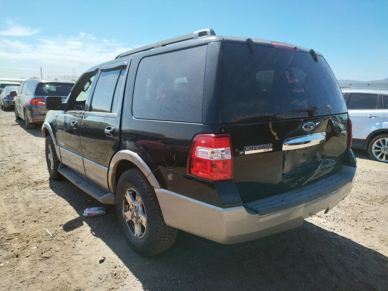 Photo 3 from auction – 2008 FORD EXPEDITION with VIN 1FMFU17518LA87242