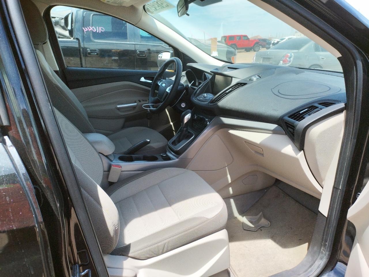 Photo 5 from auction – 2013 FORD ESCAPE SE with VIN 1FMCU0GX7DUC93829