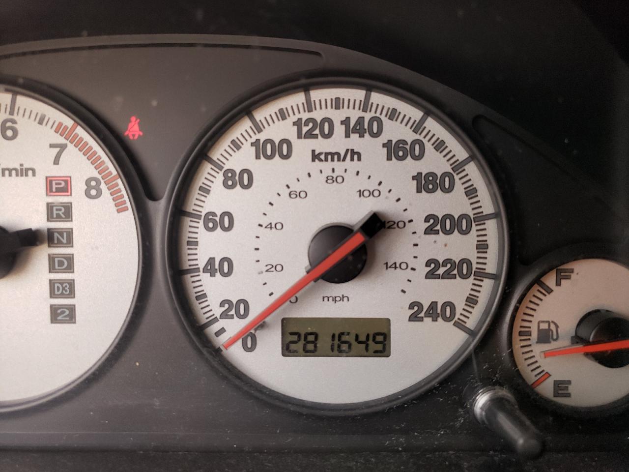 Photo 8 from auction – 2005 HONDA CIVIC DX V with VIN 2HGES16375H015347